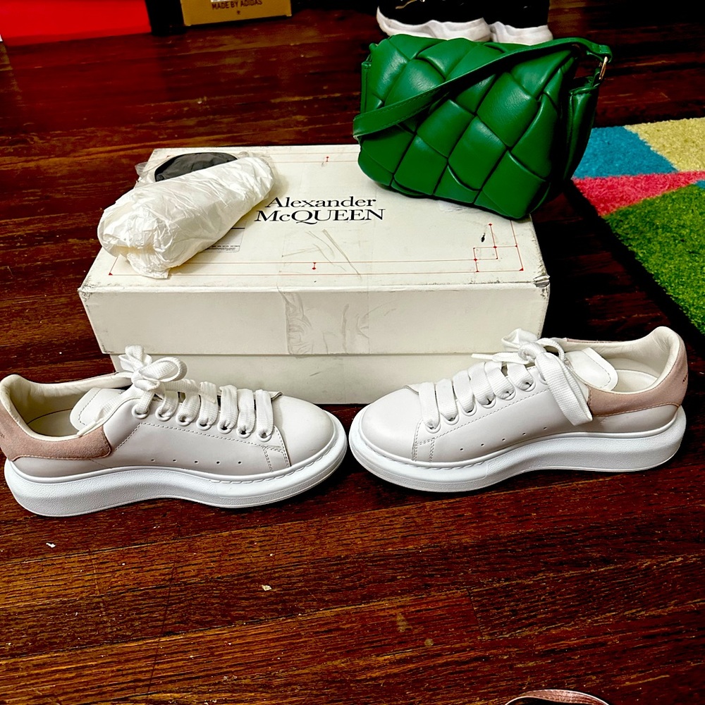 Alexander McQUEEN shoes